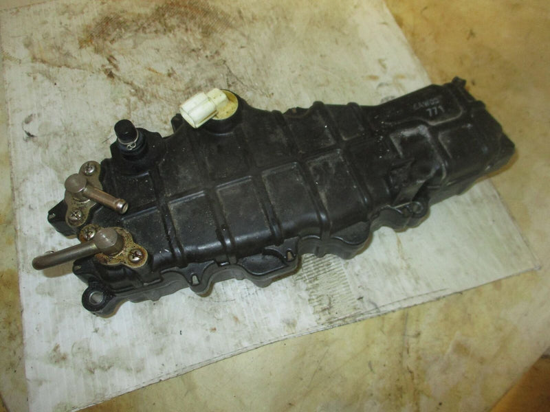 Yamaha 350hp 4 stroke outboard fuel reservoir with pump (6AW-24408-01-00)
