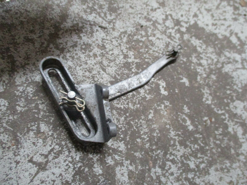 2003 yamaha VMAX OX66 150hp fuel injection outboard Shift bracket