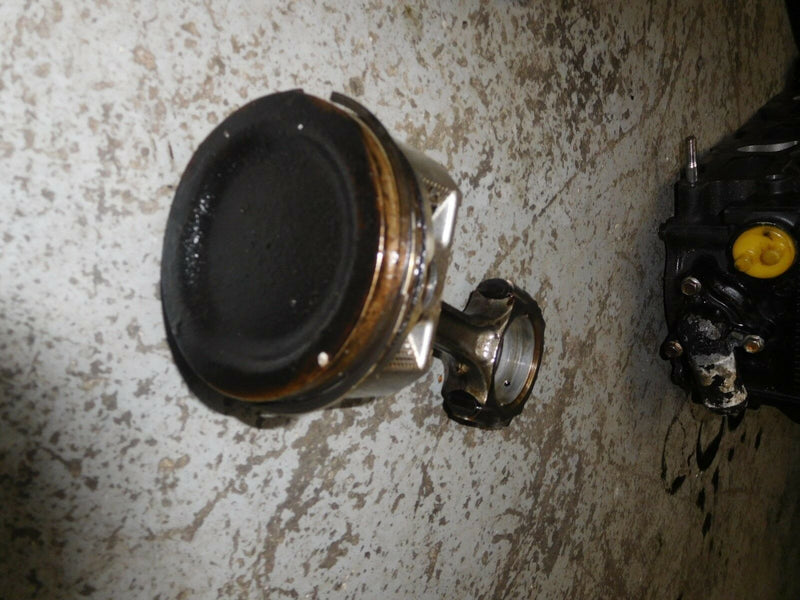 2001 Suzuki outboard DF115 11501F-152248 piston and rod 12111-90j01 12160-90j00