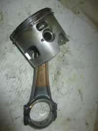 Load image into Gallery viewer, Yamaha 115hp 2 stroke outboard 0.50 oversize starboard piston and rod
