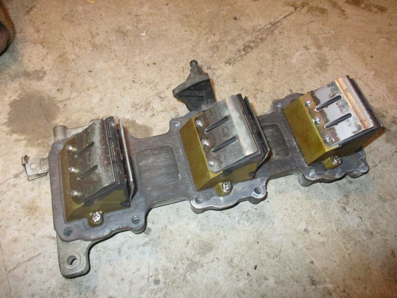 Yamaha 75hp 2 stroke outboard intake manifold with reeds (688-13641-00-94)