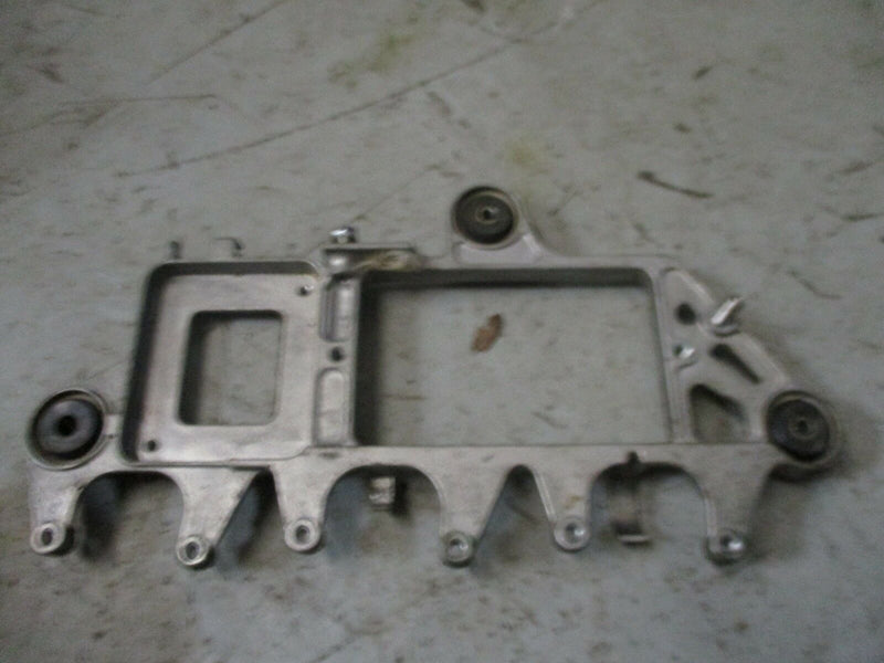 1990 yamaha outboard 85 hp electronics mounting plate