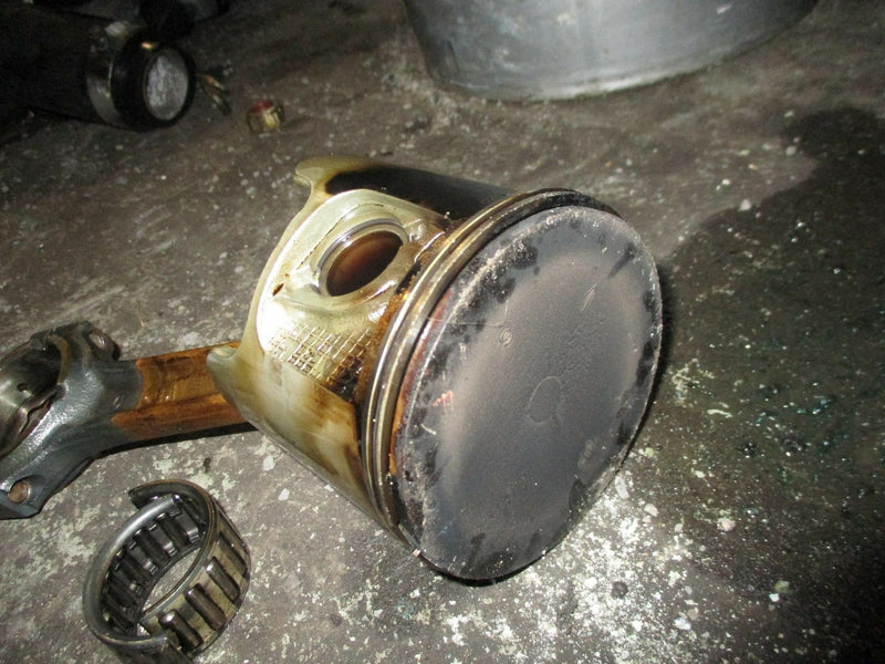 1996 yamaha outboard L225TXRU 2-stroke VX Model strbd piston/rod 62j-11631-02-86