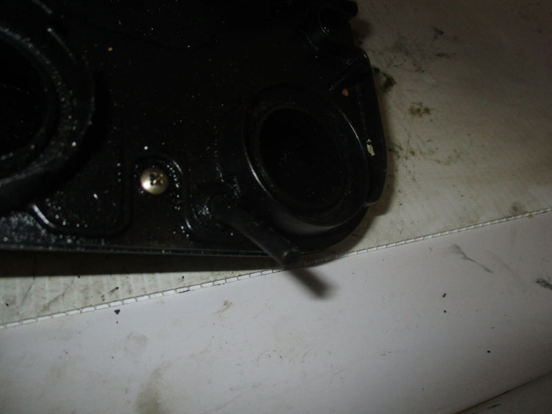 Evinrude 150 hp 2 stroke outboard intake silencer