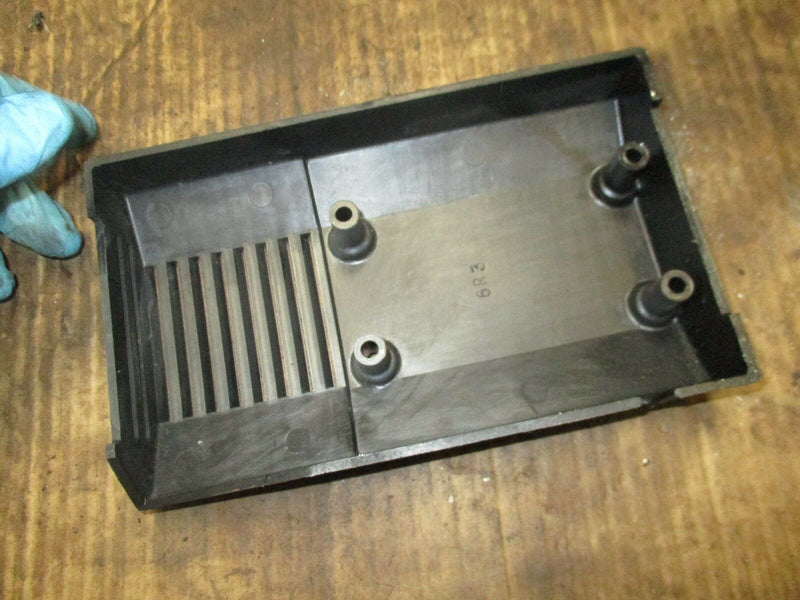 2000 Yamaha C115TXRY 2-stroke outboard 115hp rectifier regulator cover 6r3-81942