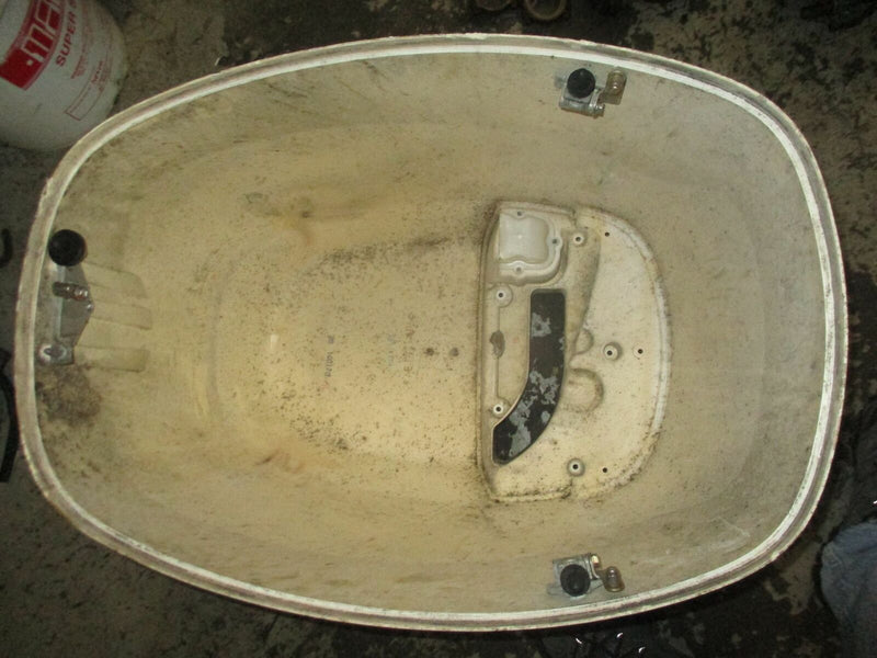 Johnson/ Suzuki DF115 outboard top cowling