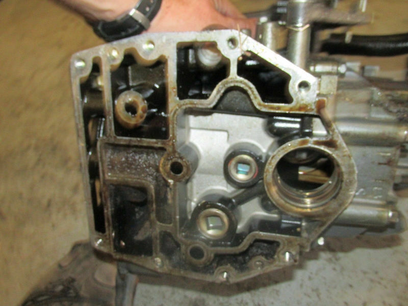2003 Yamaha outboard 25hp 4 stroke F25TLRB crankcase block