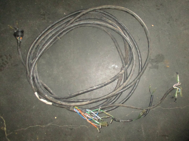 Suzuki outboard 26ft round black plug style rigging/ wiring harness