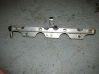 Load image into Gallery viewer, 2004 Johnson outboard J90PL4SR 90hp 4 stroke fuel rail 5033537
