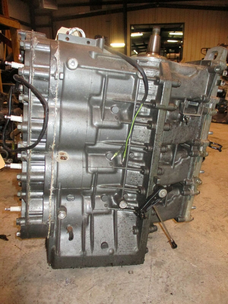 Suzuki DT140 140hp outboard crankcase powerhead