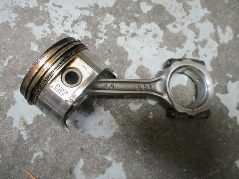 Suzuki DF70 4 stroke outboard piston and rod 12111-99e01