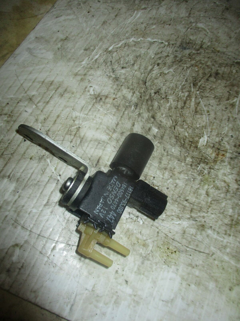 Suzuki DF175 175hp outboard pressure relief valve (18117-93J00)