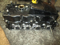 Load image into Gallery viewer, 1998 Suzuki DF60 outboard 4-stroke cylinder head 11100-99e07
