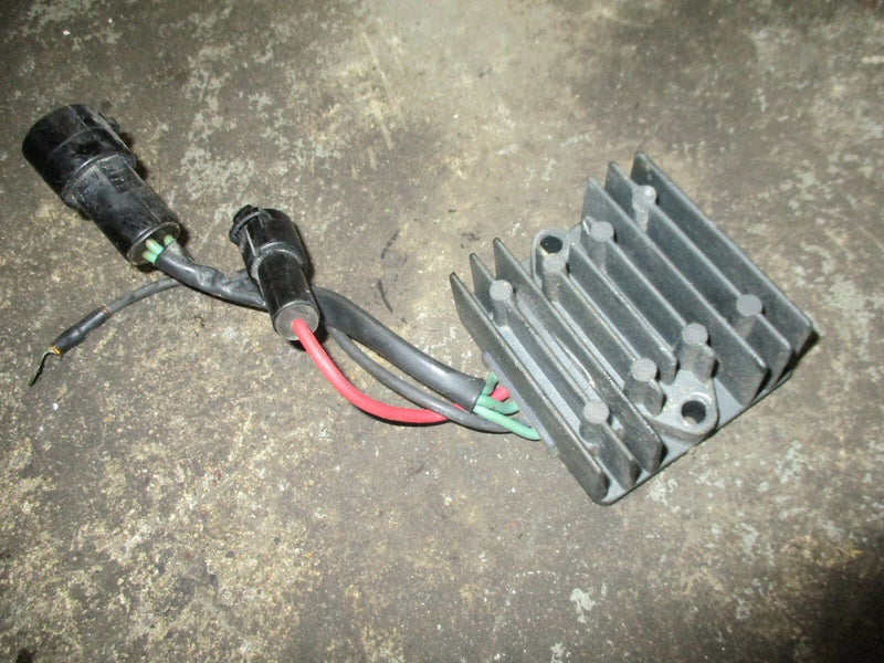 1991 Yamaha outboard 115hp 2-stroke rectifier regulator 6R3-81960-10