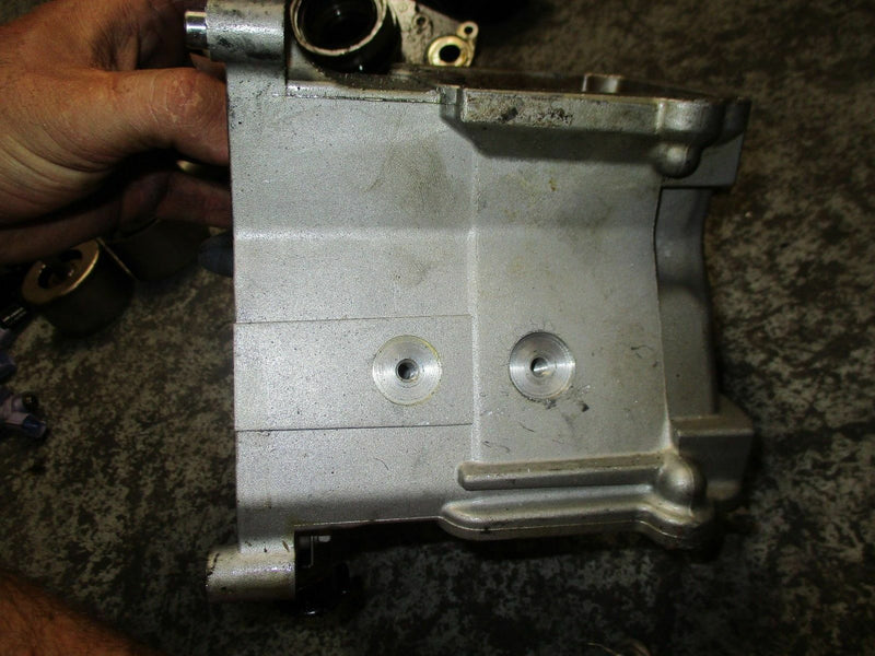 2007 Yamaha outboard F250TXR 4 stroke mixing body 6p2-13711