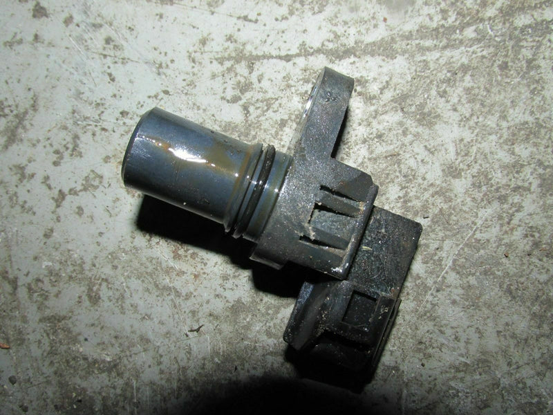 2007 Suzuki outboard DF300Z 300hp 30001Z-780614 cam position sensor 33220-69J00