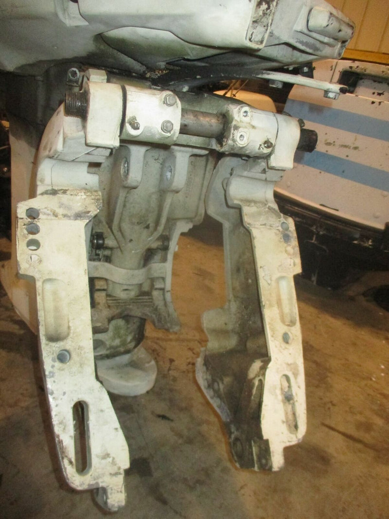Johnson 115hp 2-Stroke Outboard 20in Shaft Midsection