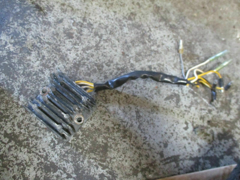 1998 Suzuki outboard DT 225 hp 2-stroke rectifier regulator 32800-92e00