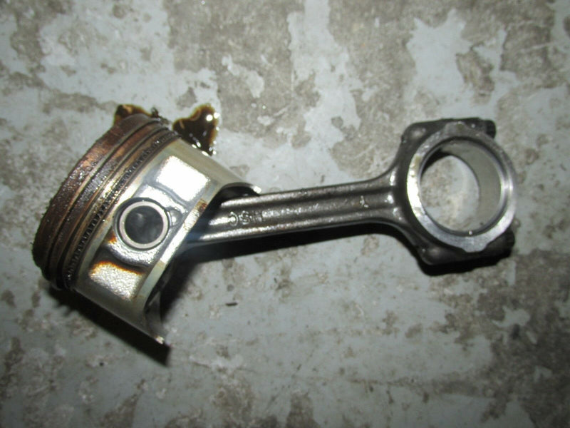 1997 Mercury Mariner outboard 50ELPT 50hp 4-stroke piston and rod 825018A 1