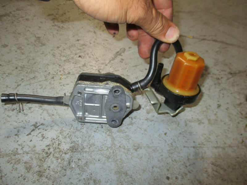 2002 Yamaha 40hp 2 stroke outboard fuel pump and filter set 692-24410