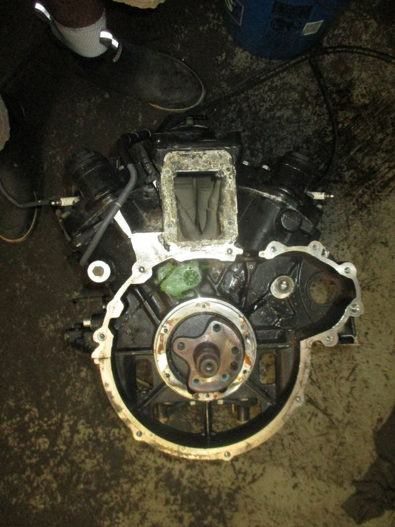 Johnson Ficht 150hp outboard crankcase powerhead