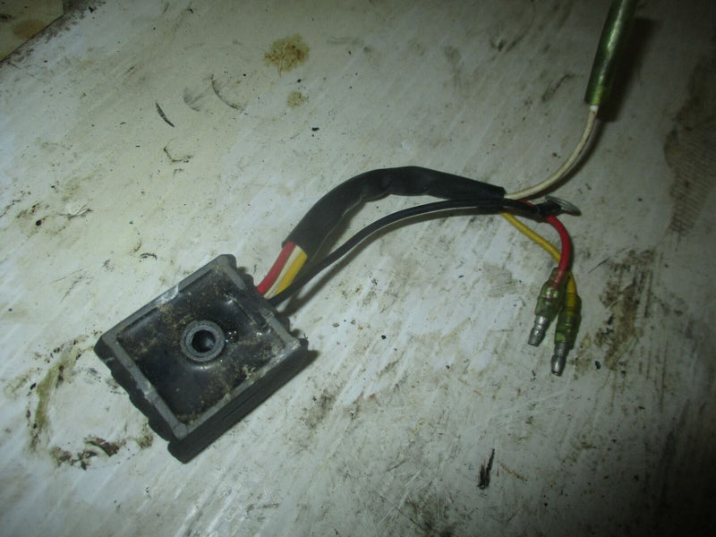 Suzuki DT75 75hp outboard rectifier regulator (32800-95D01)