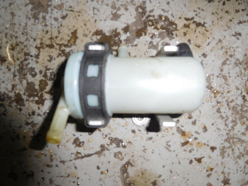 Suzuki DF175 175hp outboard fuel filter (15410-96J00)