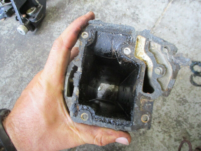 1997 Johnson 35hp AML35D outboard exhaust manifold 335634