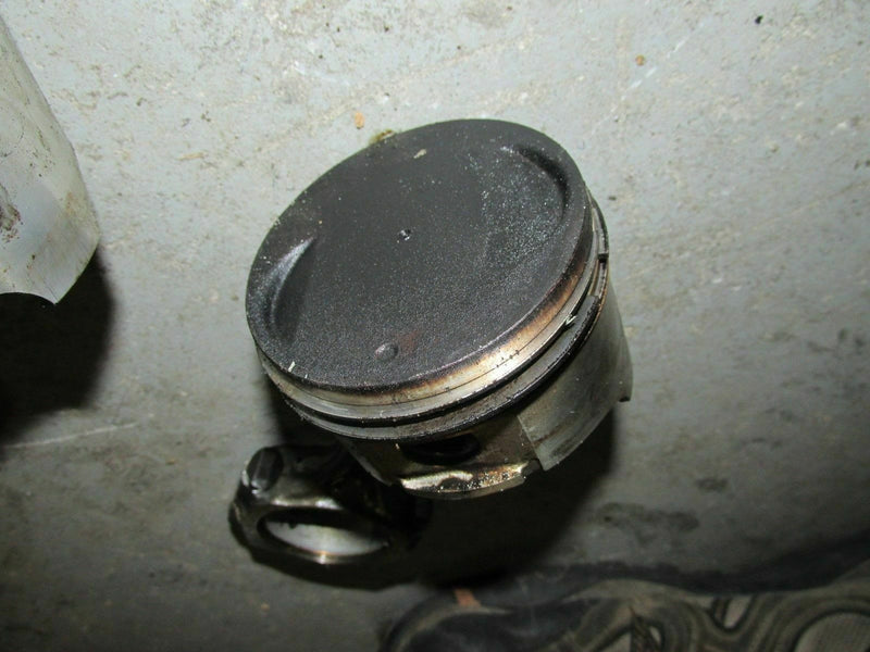 2000 Suzuki outboard DF60 hp 06001F-031341 4-stroke piston and rod 12111-99E01