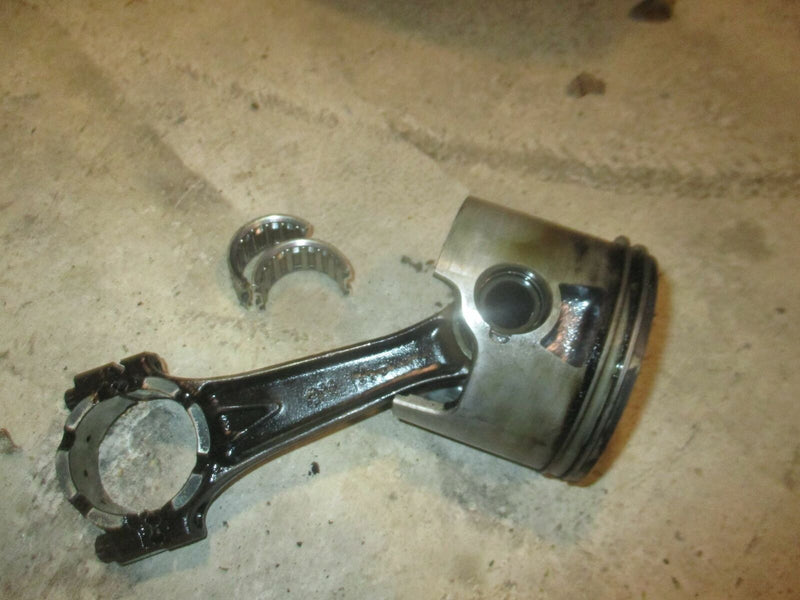 2004 Evinrude Ficht E250FPXSRM Outboard Starboard Piston/Rod 5005022
