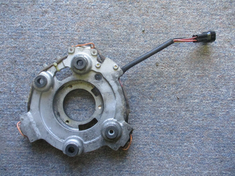 Suzuki 150-225hp 2-Stroke Outboard Stator Timing Base (32103-92E10)