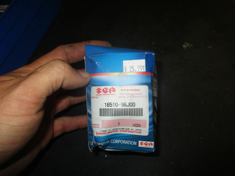 NEW OEM Suzuki outboard oil filter (16510-96J00)