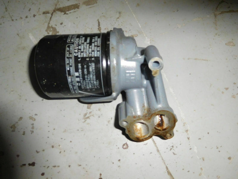 2004 Yamaha outboard 225 hp 4 stroke F225TXRC Oil Filter Connector