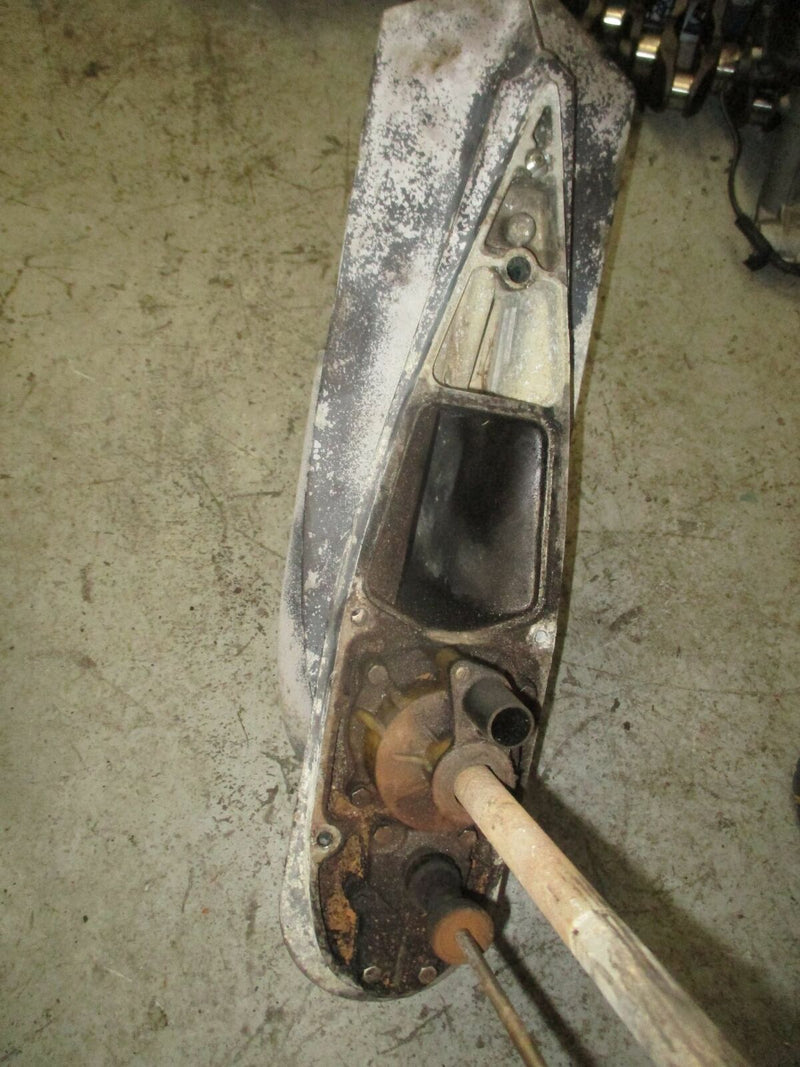 Evinrude 200hp outboard lower unit with 25" shaft FOR PARTS
