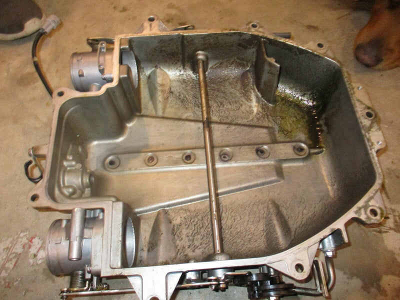 Johnson Suzuki DF225 225hp outboard intake collector cover (5035514)