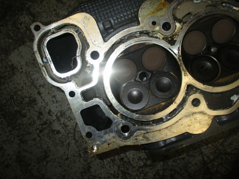 Yamaha 300hp 4 stroke outboard port cylinder head