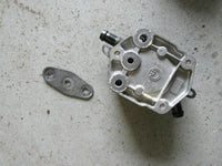 Load image into Gallery viewer, 1999 Yamaha Outboard 225 250 hp TXRX Saltwater series 2 fuel pump 6E5-24410-03-0
