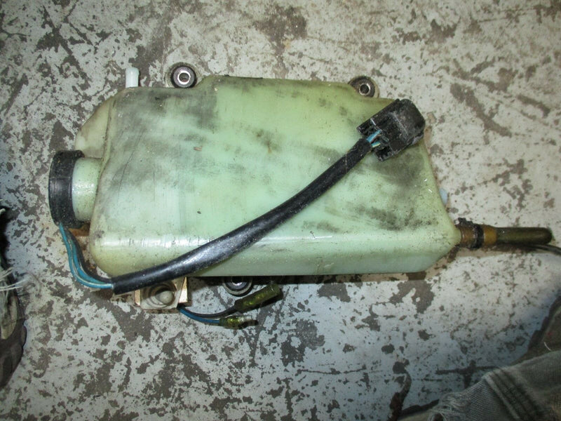1997 Yamaha OX66 SWS 225 outboard S225TXRV oil tank 61a-21708-03