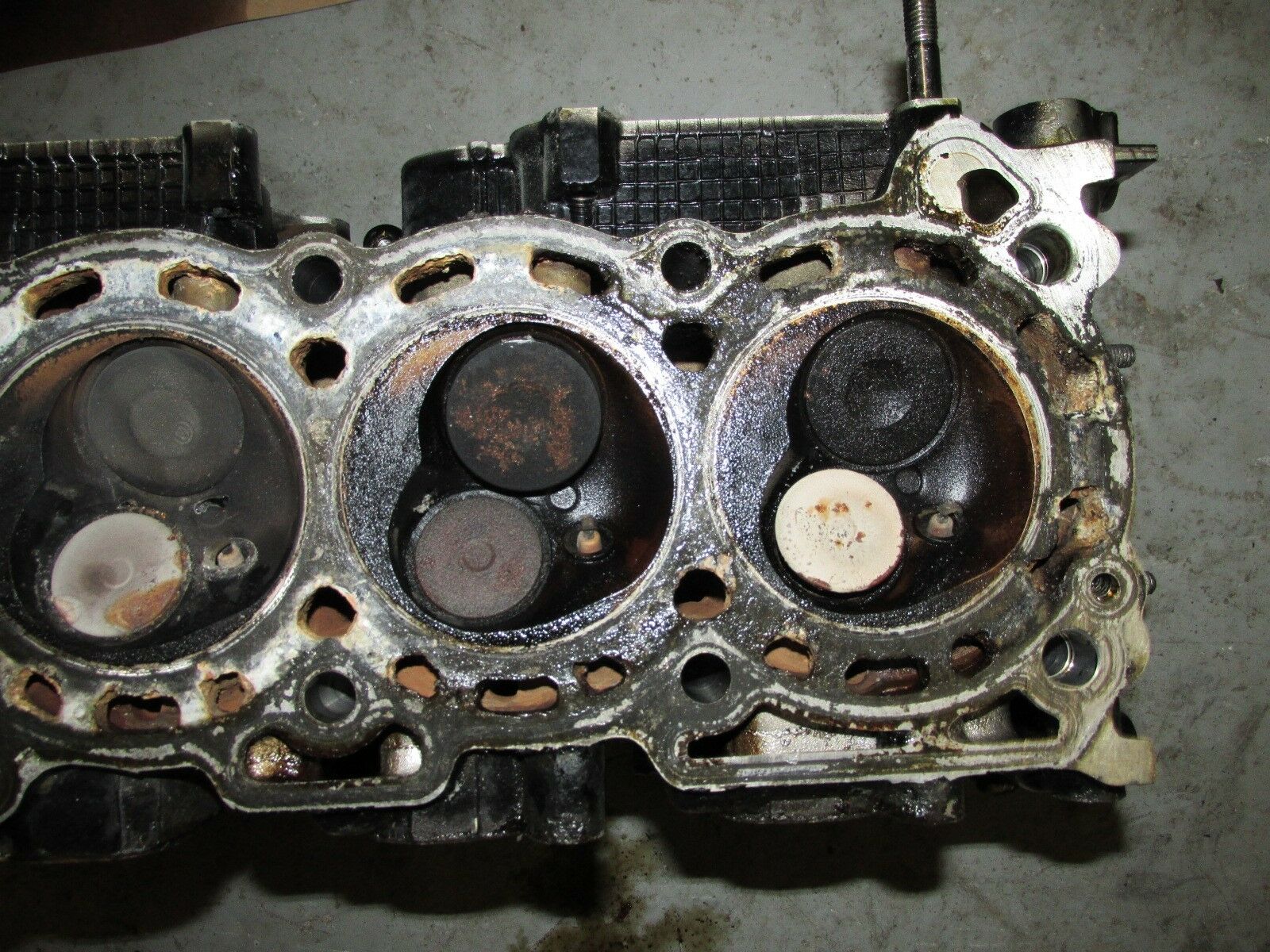 1998 Suzuki Outboard DF 60 or 70 cylinder head 11100-99E05