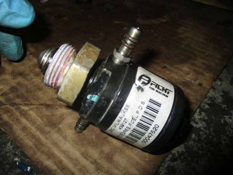 1998 Evinrude Ficht 175hp outboard fuel injector 439127