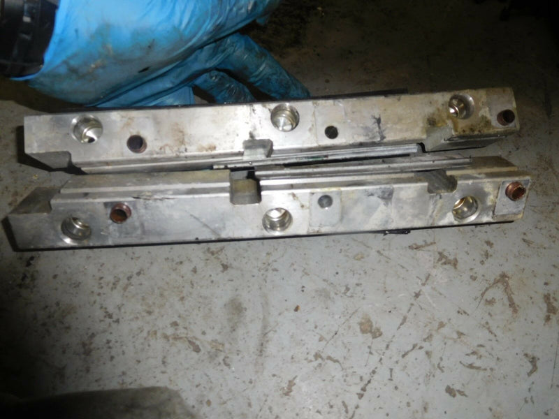 2002 yamaha HPDI 200hp outboard fuel rail set 68f-13171-00-00