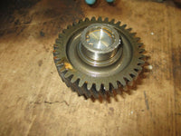 Load image into Gallery viewer, 2002 Suzuki DF115hp 4-stroke outboard driven gear 12732-90j00
