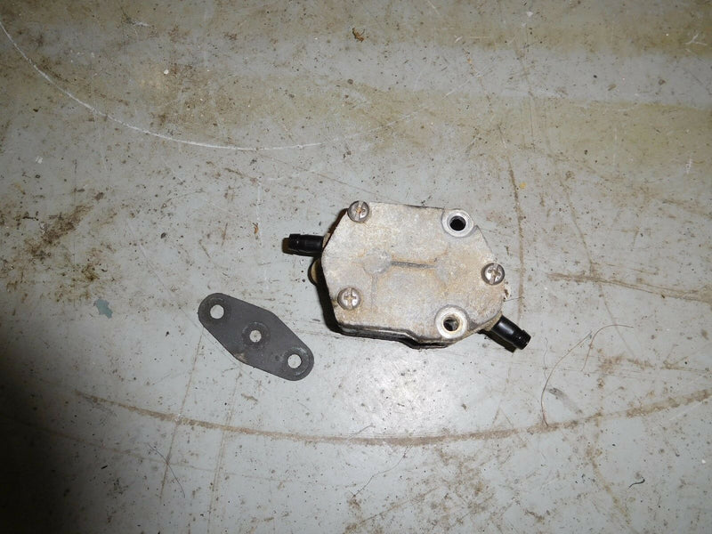 1999 yamaha C40TLRX Fuel Pump 692-24410-00-00