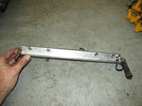 Load image into Gallery viewer, 1994 Suzuki outboard DT 200hp 2-stroke fuel rail 15750-92E04
