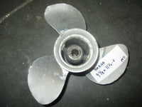 Load image into Gallery viewer, Yamaha outboard alluminum propeller 9 7/8 by 11 1/4-F
