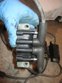 Load image into Gallery viewer, Johnson 175hp 2 stroke outboard dual ignition coil set (583740)
