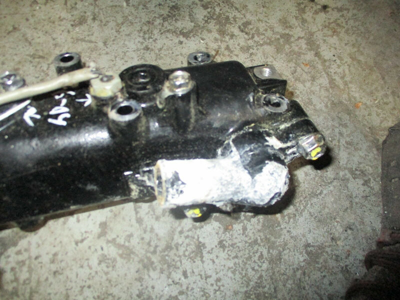 2003 Suzuki 70hp 4-stroke outboard exhaust manifold 14110-99e10-019