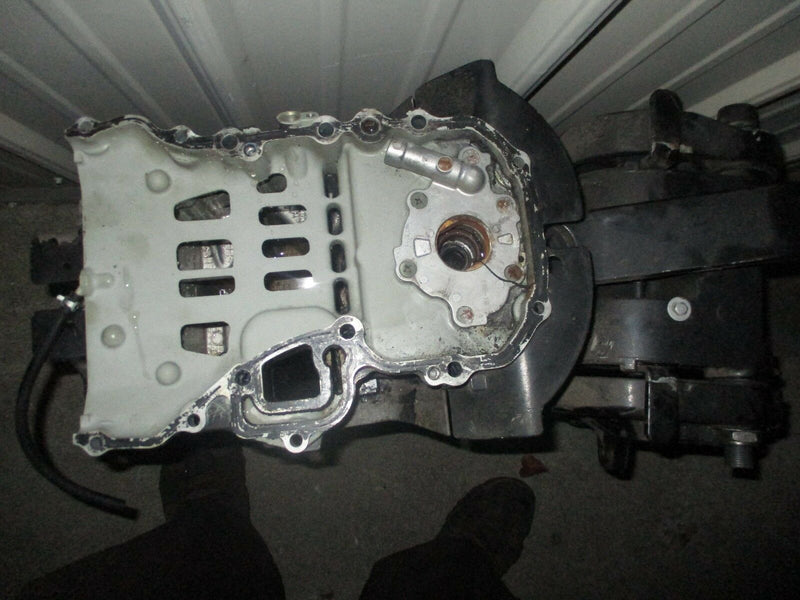 2002 Suzuki DF 50 hp outboard midsection