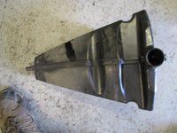 Load image into Gallery viewer, 2007 Evinrude outboard E115DPLSUC E-TEC 115hp exhaust muffler 5005699
