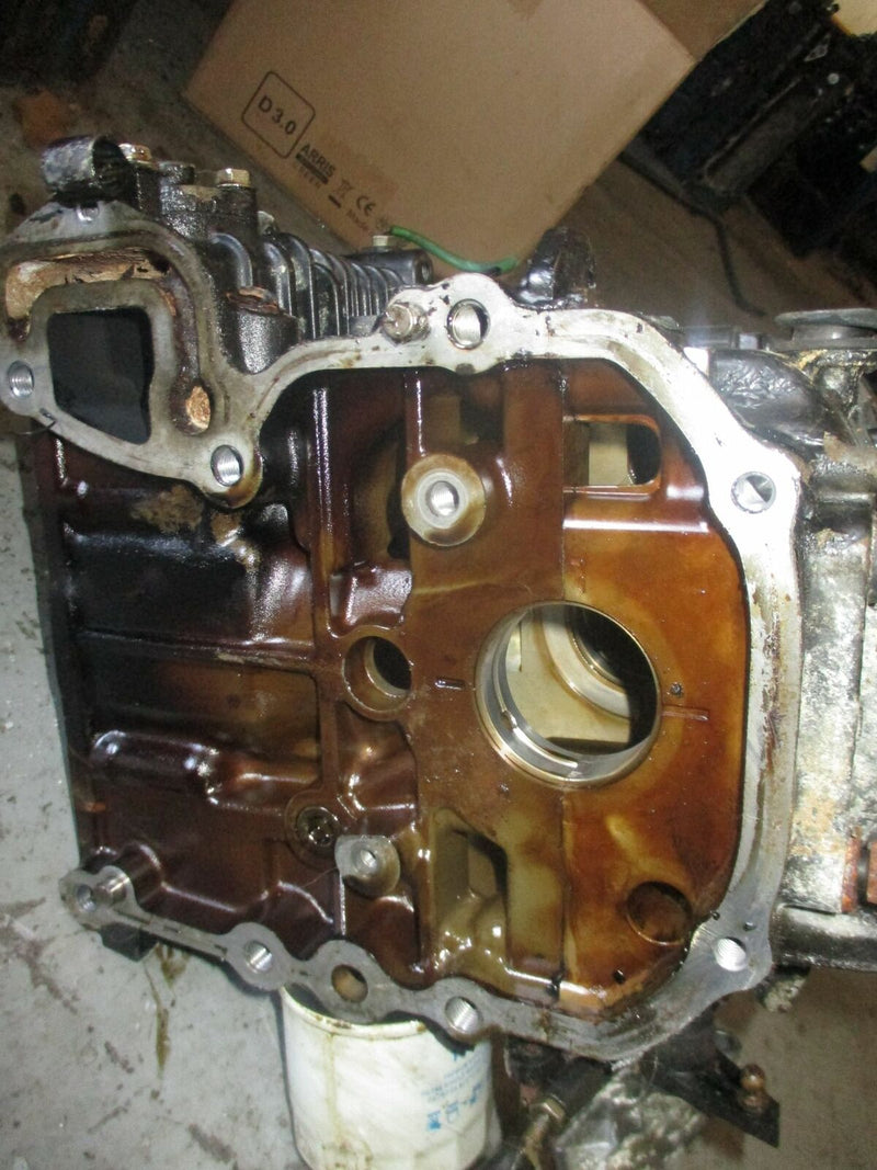 Suzuki DF40 40hp outboard crankcase block